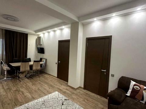 квартира за адресою Трьохсвятительська вул., 9