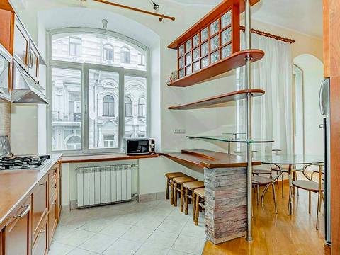квартира по адресу Михайловская ул., 19