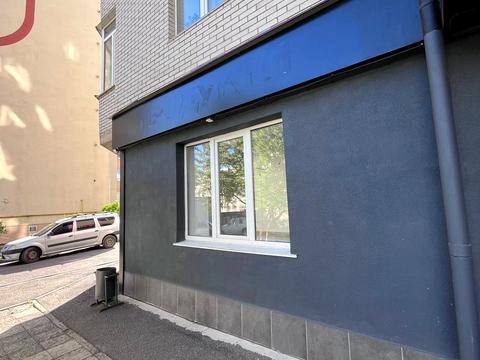 комерційна за адресою проїзд Панаса Мирного, 3