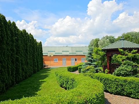 будинок за адресою Квітнева