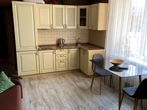 квартира по адресу с. Бурлачья Балка, Приміська, 1