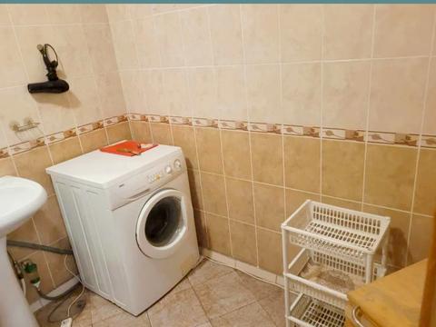 квартира за адресою Київ, Драгоманова вул., 1