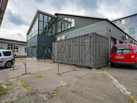 комерційна за адресою Куренівська вул., 21