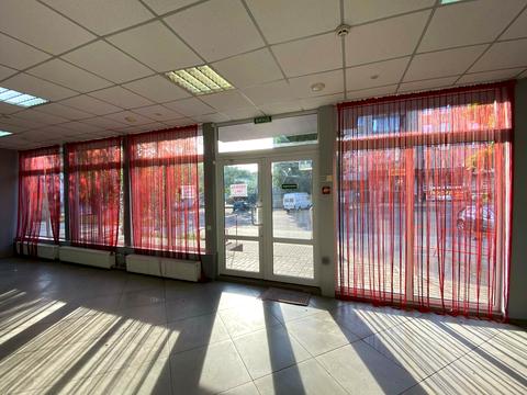 комерційна за адресою Небесної Сотні вул., 65