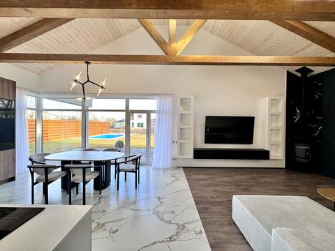 дом по адресу щаслива, 11