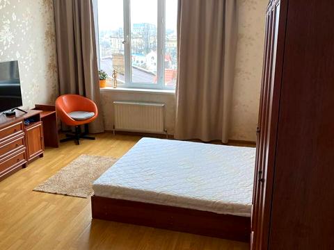 квартира за адресою Базарна вул., 5/2