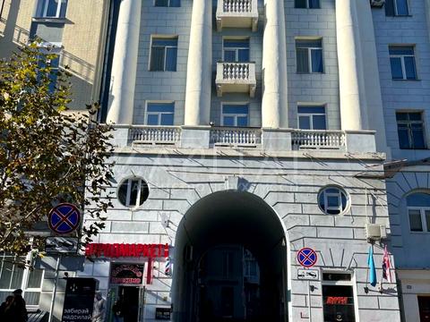 коммерческая по адресу Евгения Чикаленко ул. (Пушкінська), 20-А