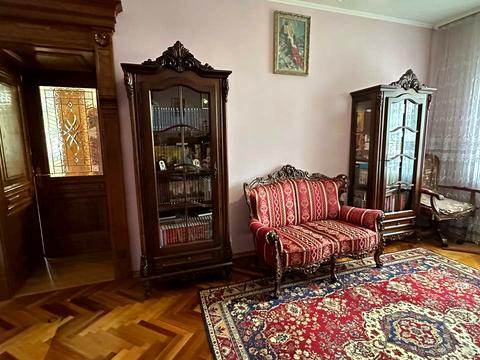 будинок за адресою Товарна вул., 7А
