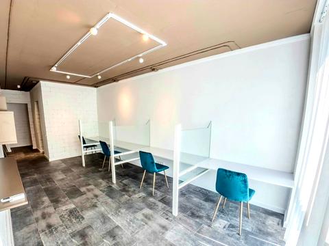 комерційна за адресою Зарічна вул., 6