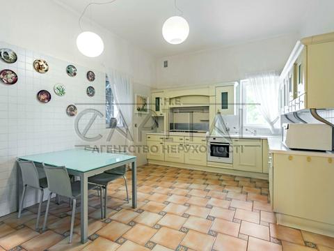 дом по адресу Столичне Шосе