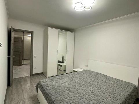 квартира по адресу Злуки просп., 7