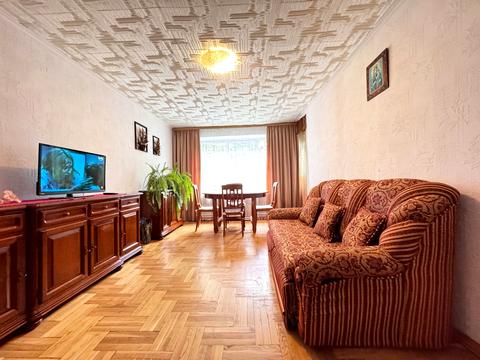 квартира за адресою Садова вул., 27а