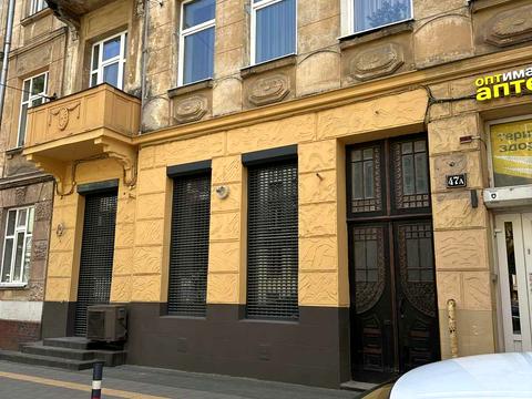 коммерческая по адресу Степана Бандери вул., 47