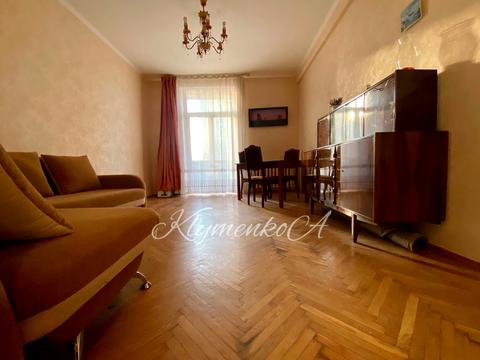 квартира за адресою Велика Васильківська вул. (Червоноармійська), 132