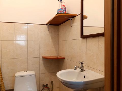 комерційна за адресою Успенська вул., 46