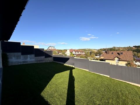 будинок за адресою Погребного вул., 1