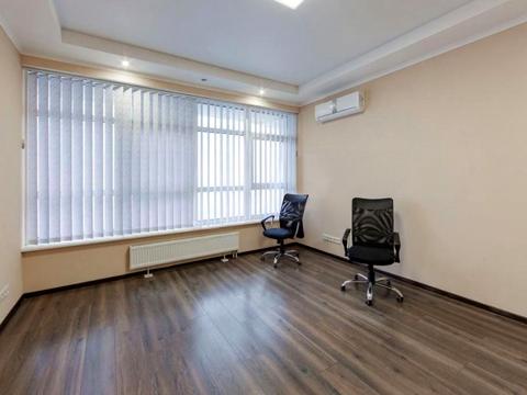 комерційна за адресою Кловський узвіз (Кловський), 7