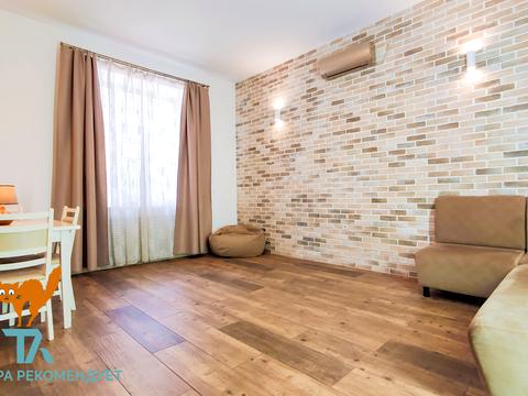 квартира за адресою Братська вул., 10