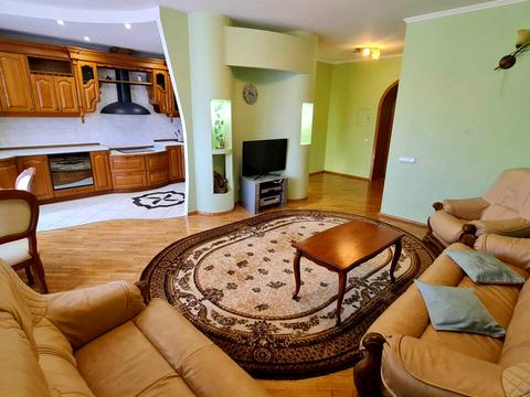 квартира за адресою Володимира Івасюка просп. (Героїв Сталінграду), 24-А