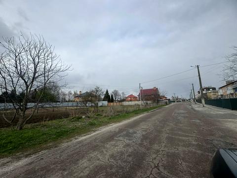 участок по адресу Будівельників, 72