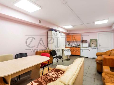 комерційна за адресою Шовковична вул., 34