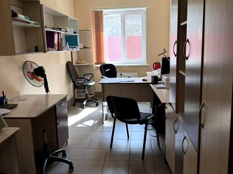 комерційна за адресою Міцкевича вул., 4