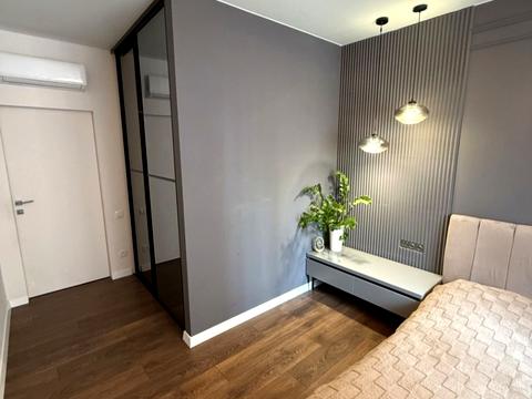 квартира за адресою Перлинна вул., 10