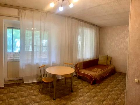 квартира за адресою Високовольтна вул., 18