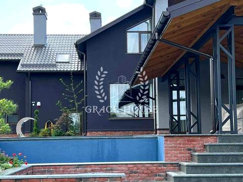 дом по адресу Світанкова