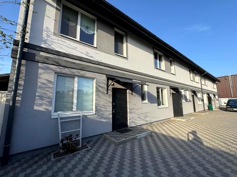 будинок за адресою Євгена Гребінки вул. (Дзержинського)