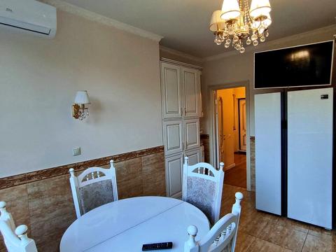 квартира за адресою Феодосійська вул., 1-А