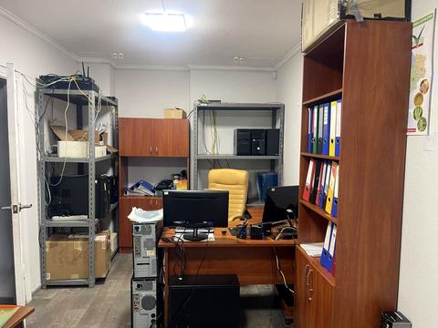 комерційна за адресою Ореста Васкула вул., 8-А