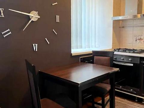 квартира по адресу Гимназическая набережная ул. (Красношкольная набережная), 18