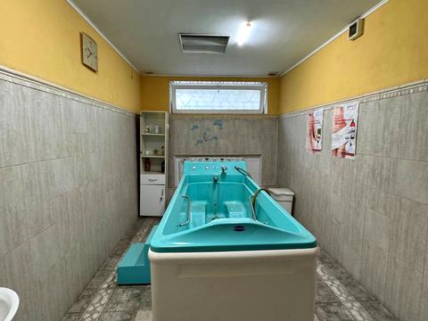 комерційна за адресою Семінарська вул., 15а