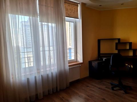 квартира за адресою Дніпровська набережна вул., 26