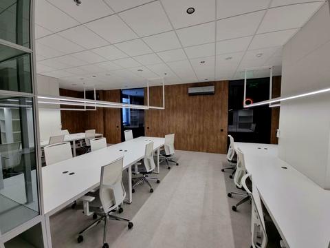 комерційна за адресою Михайла Грушевського вул., 9б