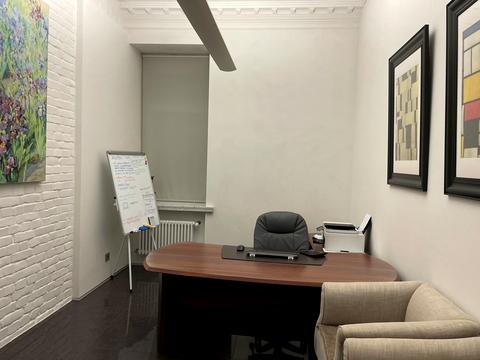 комерційна за адресою Петра Болбочана вул. (Командарма Каменєва), 4