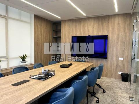 комерційна за адресою Михайла Грушевського вул., 9