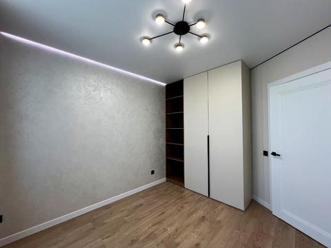 квартира за адресою Флотська вул., 10б
