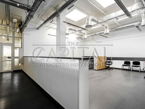 комерційна за адресою Мокра вул. (Кудряшова), 20а