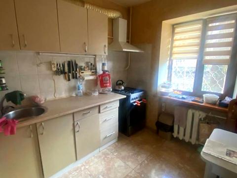 квартира за адресою Космонавтів вул., 33