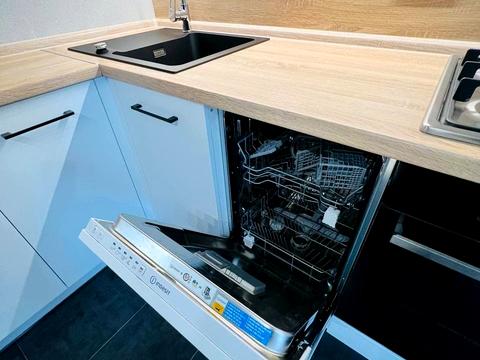 квартира по адресу Героев Днепра ул., 4
