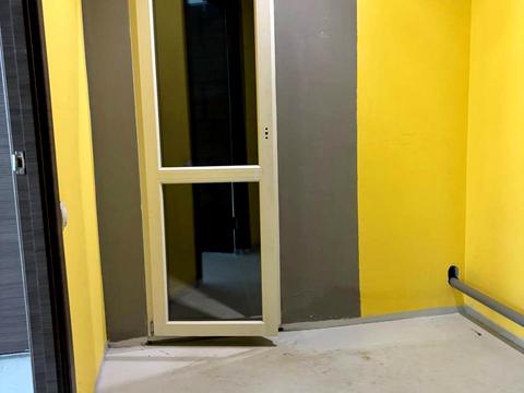комерційна за адресою Добробутна вул., 1