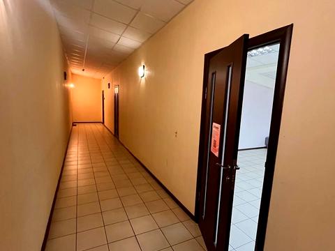 комерційна за адресою Тролейбусна вул., 13