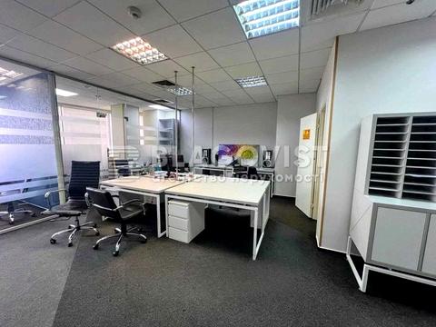 коммерческая по адресу Евгения Сверстюка ул. (Марины Расковой), 2а