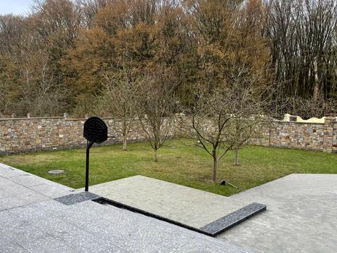 дом по адресу  ул.