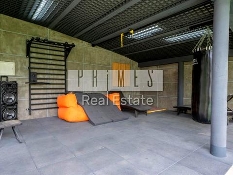 будинок за адресою Молодіжна вул.