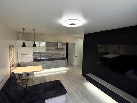 квартира за адресою Слобожанський просп. (ім. газети Правда), 17-А