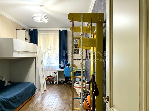 квартира за адресою Дніпровська набережна вул., 14-А