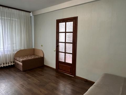 квартира за адресою Зодчих вул., 28